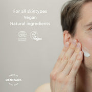Urtekram Men Face Cream with Cork Oak and Salicylic Acid 75ml tube application