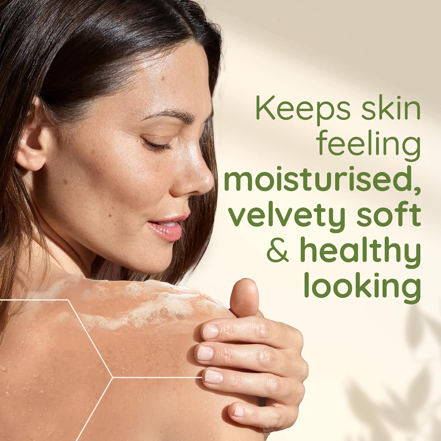 Aveeno Daily Moisturising Body Wash with Oat & Greek Yogurt - 300ml